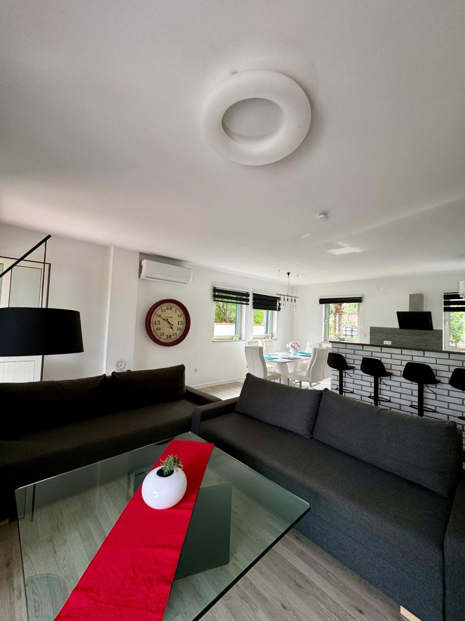 Enna Apartment A Meerblick Perfect Location Medulin Buitenkant foto