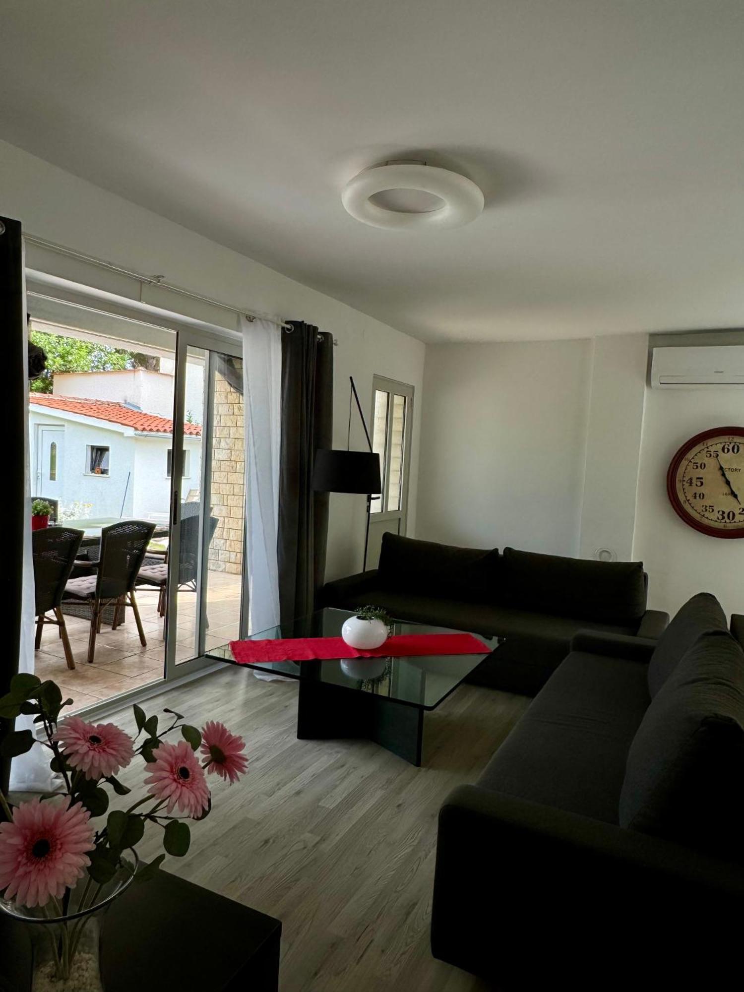 Enna Apartment A Meerblick Perfect Location Medulin Buitenkant foto