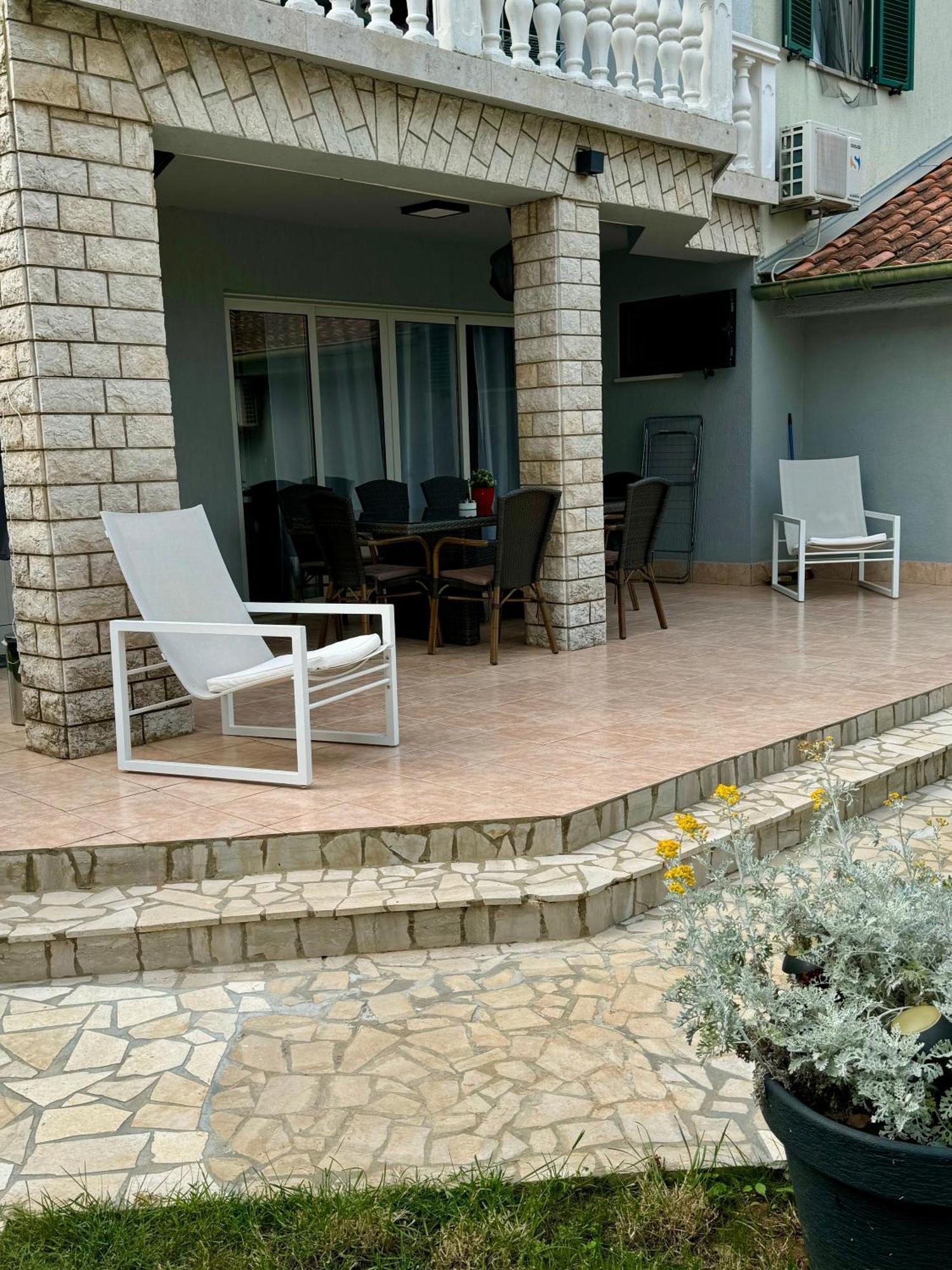Enna Apartment A Meerblick Perfect Location Medulin Buitenkant foto