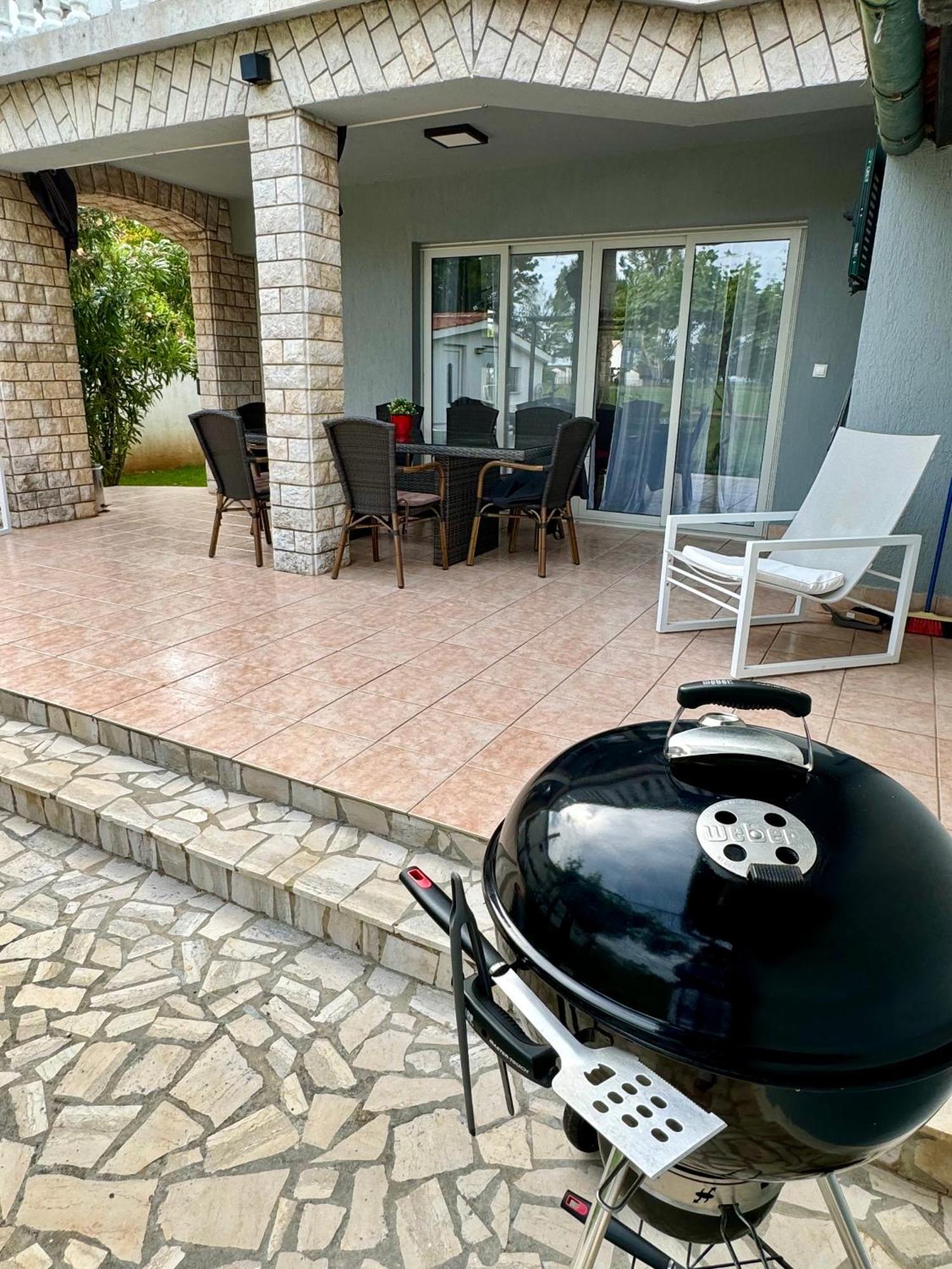 Enna Apartment A Meerblick Perfect Location Medulin Buitenkant foto